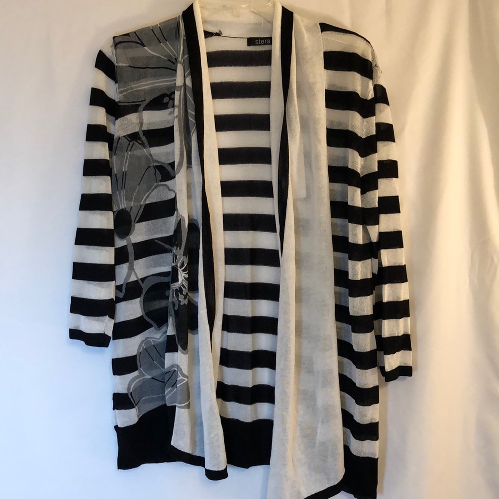 Stern Cardigan
